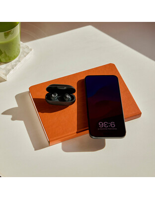 Beats Solo Buds image number 2